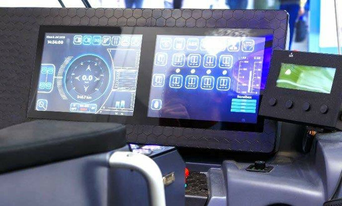 AMT Durable and Reliable AMT Touch Screen for Transportation Sector